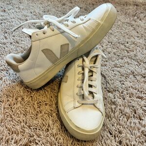 Veja Campo white sneaker 38/ size 7